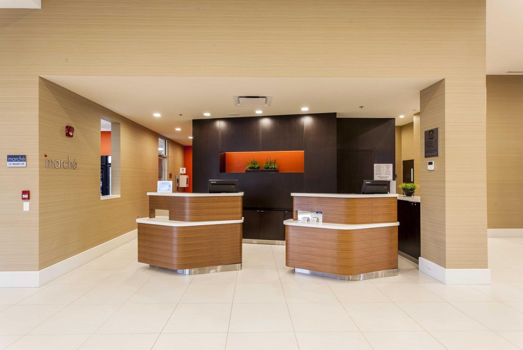 Hotel Courtyard By Marriott Montreal West Island/Baie D'Urfe Zewnętrze zdjęcie