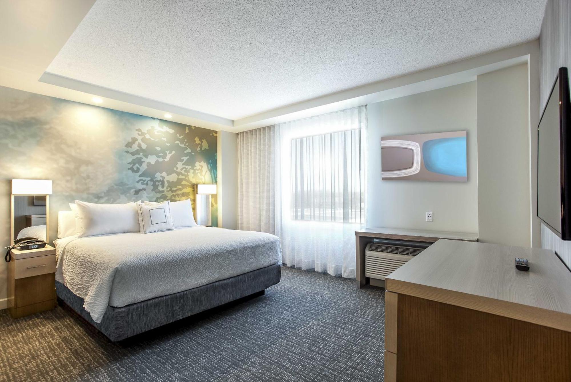 Hotel Courtyard By Marriott Montreal West Island/Baie D'Urfe Zewnętrze zdjęcie