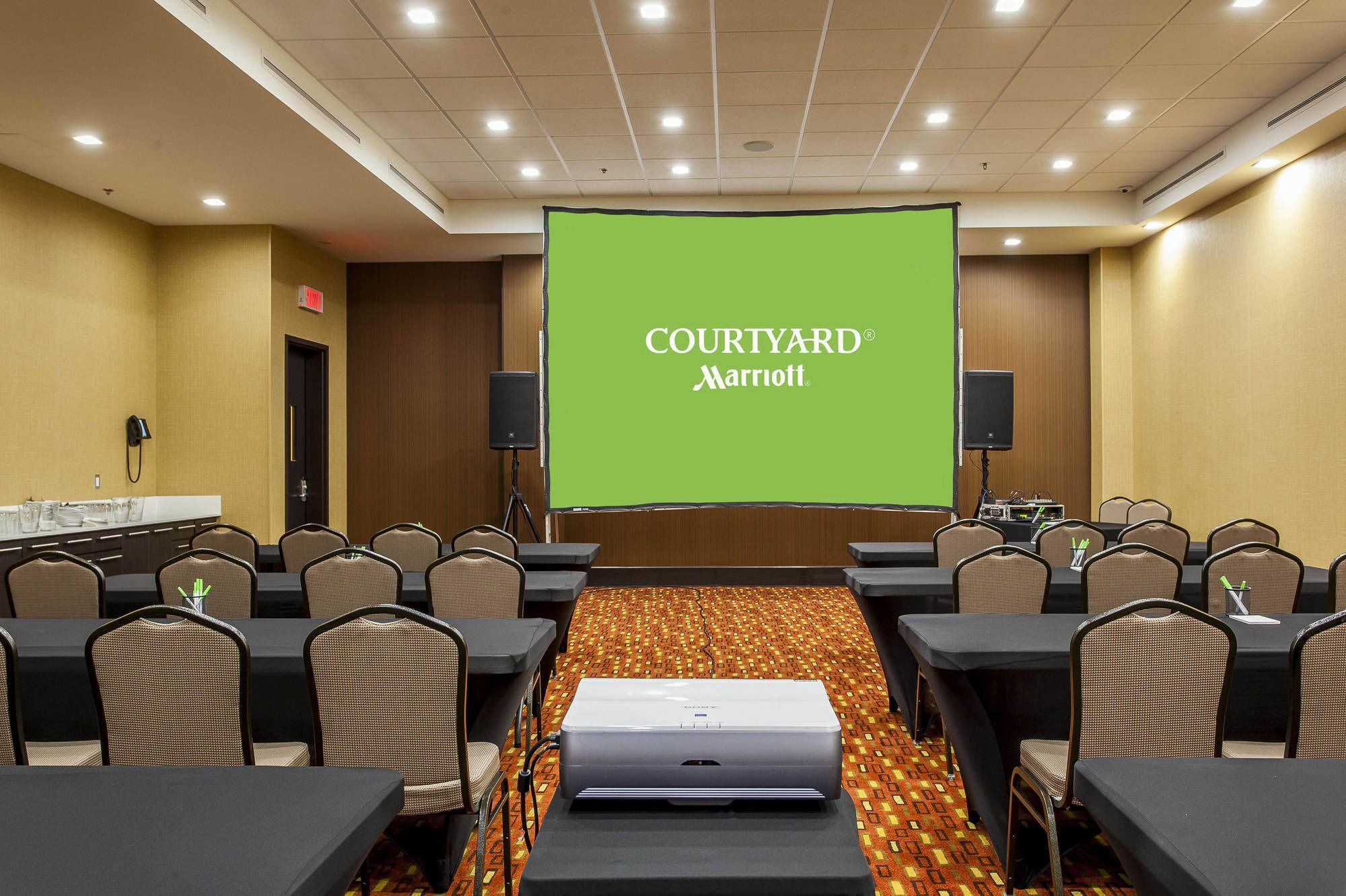 Hotel Courtyard By Marriott Montreal West Island/Baie D'Urfe Zewnętrze zdjęcie