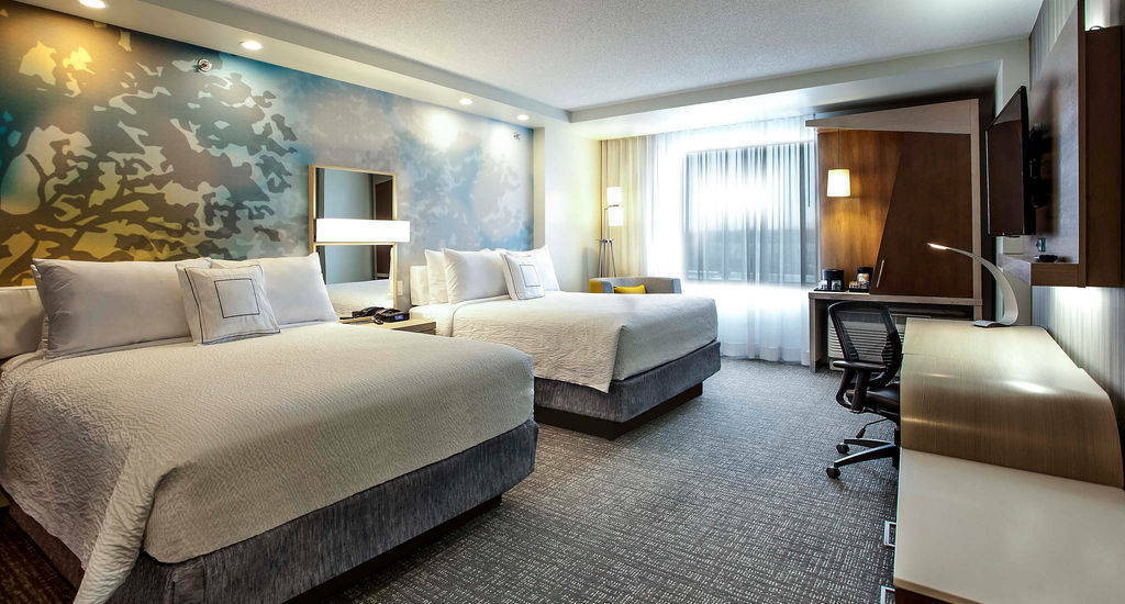 Hotel Courtyard By Marriott Montreal West Island/Baie D'Urfe Zewnętrze zdjęcie